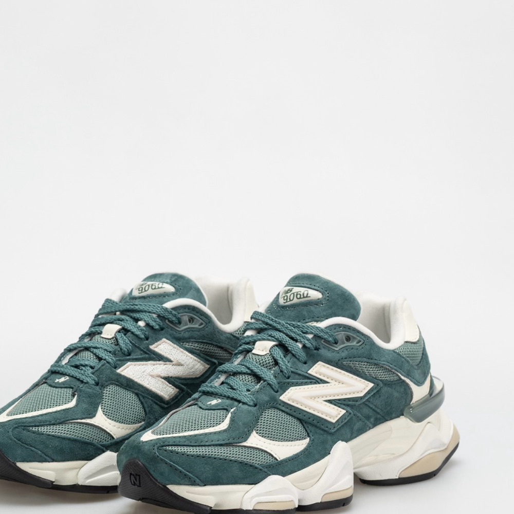 New Balance 9060 Sneakers athletic shoes